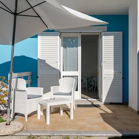 Gasthuis Mono Fra- Santa Teresa Gallura